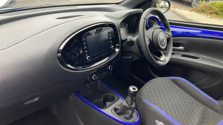 Toyota Aygo X 1.0 VVT-i Edge 5dr Petrol Hatchback